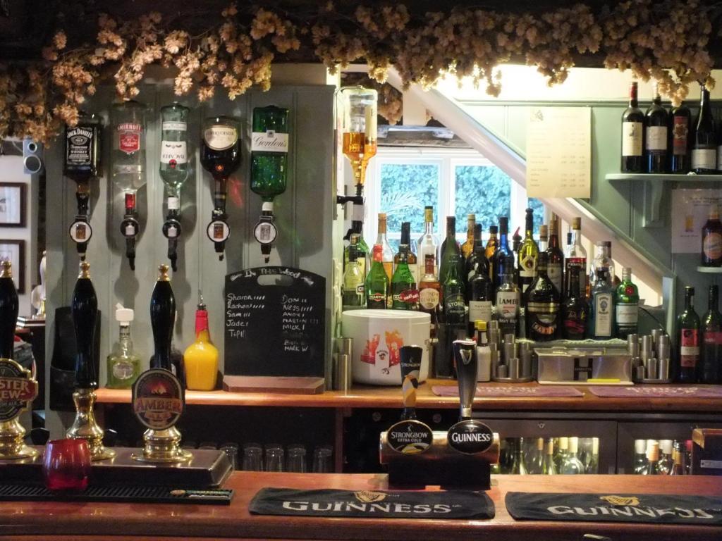 The White Horse Inn Кентърбъри Екстериор снимка